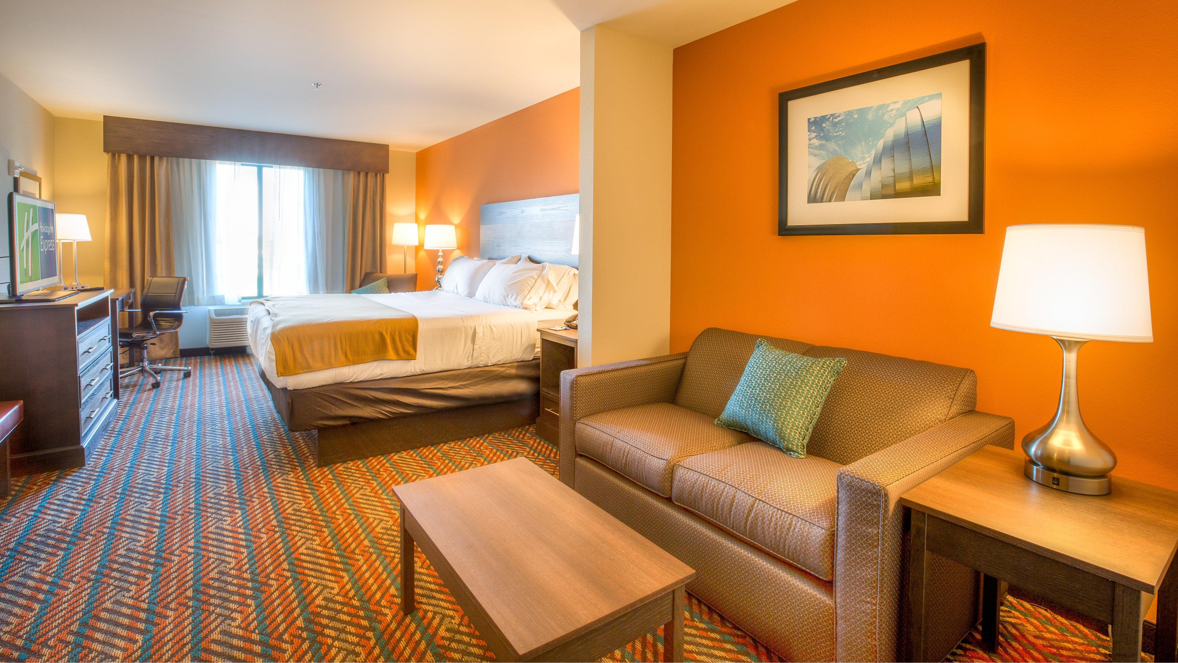 Holiday Inn Express Wichita South By Ihg Exterior photo